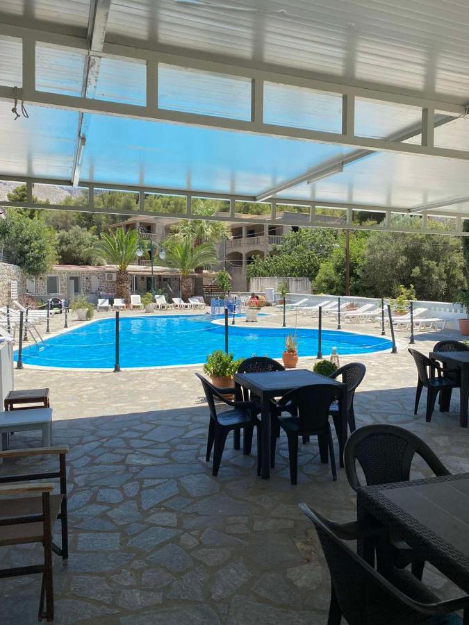 Apartment Voula Ilias *