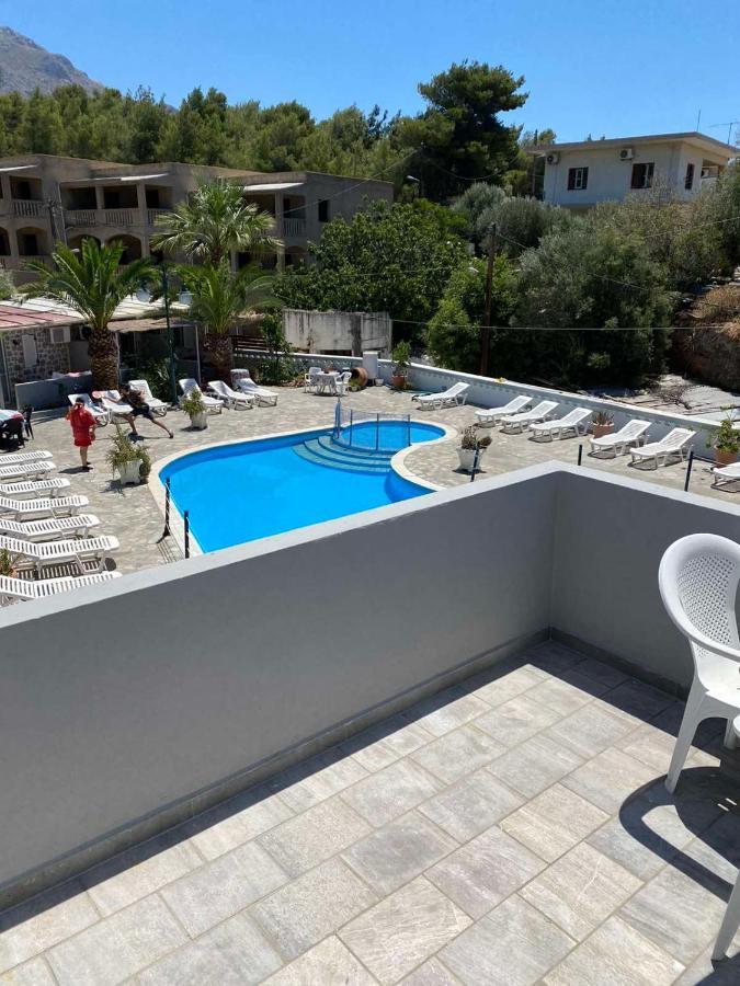 Voula Ilias Panormos (Kalymnos)